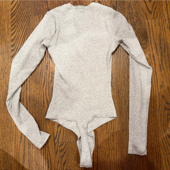 Skims Gray Body Suit - Picture 6 of 6